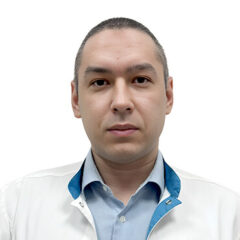 Врач Салахов Денис Ринатович - Гематолог